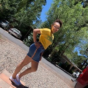 Meet your Posher, Ally